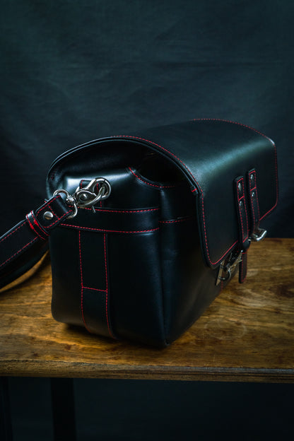 【中古・掘り出しモノ】どうぐかばんPM　Britain Black × Londoner Red