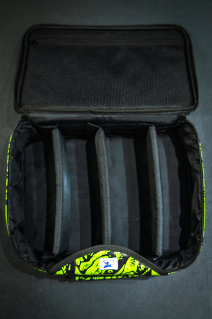 【中古・掘り出しモノ】プレデタータックルバッグ　[M]パッケージ