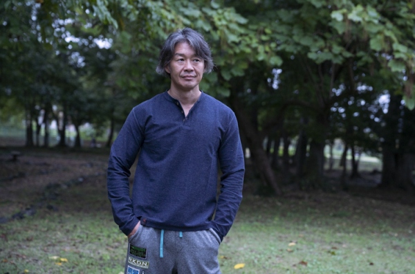 DENIM DARKBLUE [ブルーデニム ヘンリーネックT]「冒険用品」