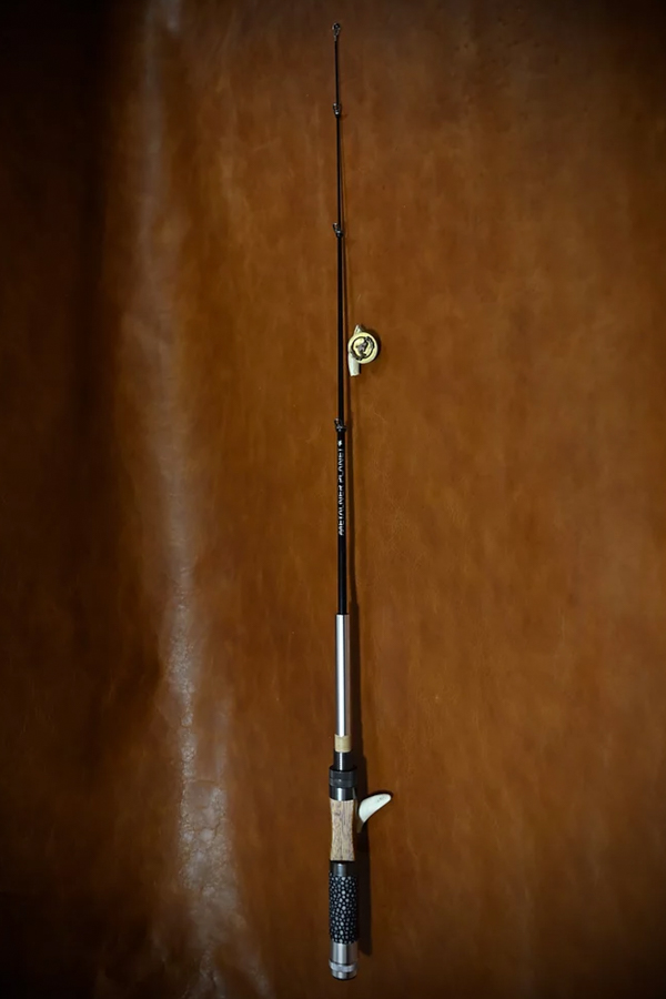 ORCA] fishing rod [METALNER PLANET] ベイトモデル「冒険用品」